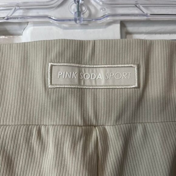 NWT Pink Soda Sport Women’s Ivory Ribbed High Waisted Flare Pants Size M - Picture 4 of 5